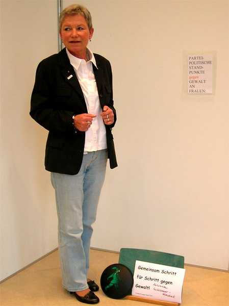 kampagne_standpunkte_gegen_gewalt_an_frauen_2007.jpg
